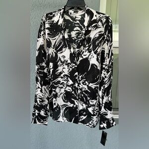 Dane Lewis Plus 100% Silk Abstract Floral Luxury Fabric Monochrome Button Top 22
